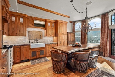 Riverfront luxury in the heart of Basalt. These two beautifully - photo 24