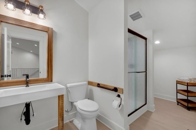 PRICE DROP!! Come take advantage of this Gorgeous, Luxury Home - photo 24