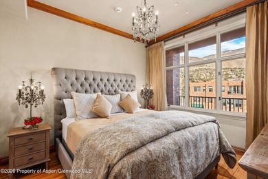 Riverfront luxury in the heart of Basalt. These two beautifully - photo 26