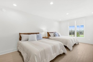 PRICE DROP!! Come take advantage of this Gorgeous, Luxury Home - photo 26