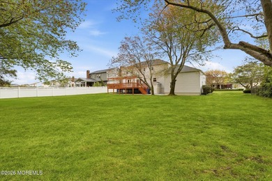 Welcome to Twin Oaks and the highly sought-after Sheila Drive in - photo 46