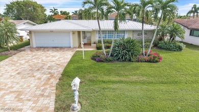 Caloosahatchee River Home For Sale in Cape Coral Florida