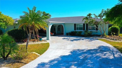 Port Charlotte Waterway Lakes Area Home For Sale in Port Charlotte Florida