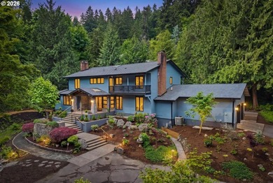 Beautifully sited with striking natural wood accents in quiet - photo 1