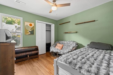 Welcome to Ashleytowne Village! This well-maintained 3-bedroom - photo 4