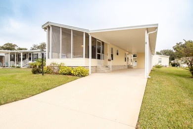 Lake Mariana Home For Sale in Lake Alfred Florida