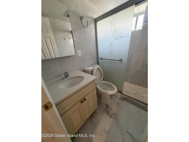 BEAUTIFUL DETACHED SINGLE-FAMILY HOME LOCATED IN THE HIGHLY - photo 16