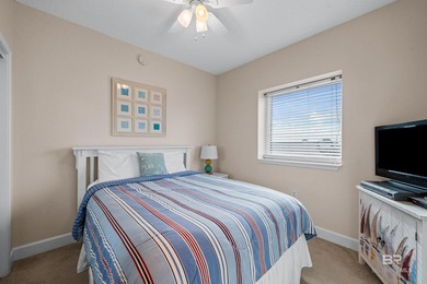 Welcome to Sanibel in Gulf Shores, where beach days are easy and - photo 23