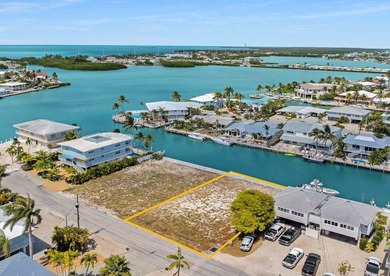 One of the last two duplex zoned, canal front, lots. New seawall - photo 7