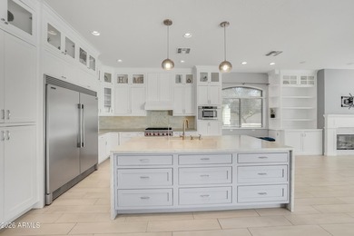 This beautifully maintained, move-in-ready residence offers 5 - photo 9