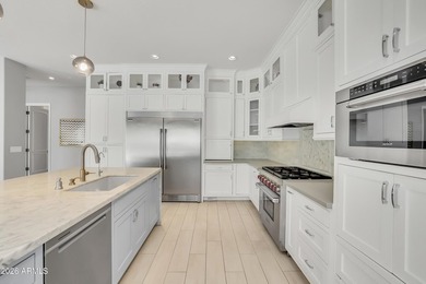 This beautifully maintained, move-in-ready residence offers 5 - photo 10