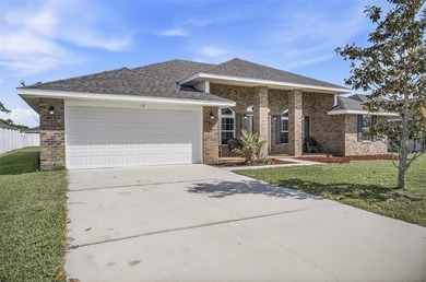 Welcome to this beautifully maintained Adams-built brick home - photo 2