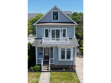 This beautifully crafted Jersy Shore home offers stylish - photo 2
