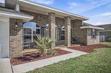 Welcome to this beautifully maintained Adams-built brick home - photo 4