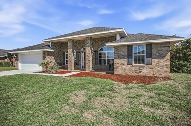 Welcome to this beautifully maintained Adams-built brick home - photo 5