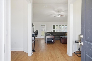 Welcome to this beautifully maintained Adams-built brick home - photo 7