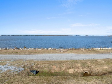 Lake Lot For Sale in Gueydan, Louisiana