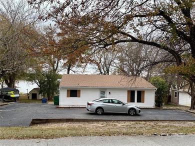 Lake Waxahachie Home For Sale in Waxahachie Texas