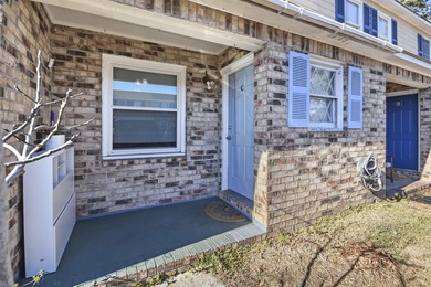 Enjoy beachside living in this nicely updated townhouse just 2.5 - photo 2