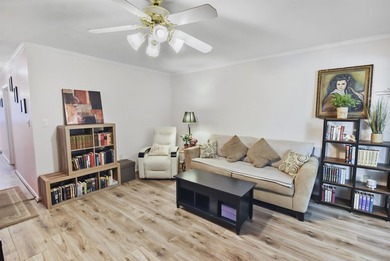 Enjoy beachside living in this nicely updated townhouse just 2.5 - photo 9