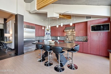 Perched atop Royal Plaza in Silver Lake Village, this rare - photo 21