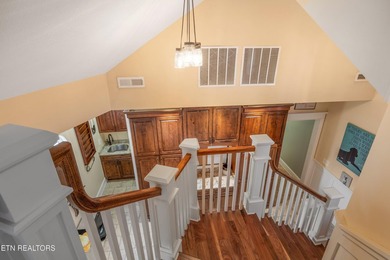 Welcome to exceptional lakefront living on Norris Lake. This - photo 27