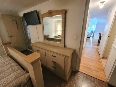 Are you looking for a spacious home? This double-wide mobile - photo 31