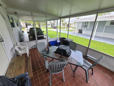 Are you looking for a spacious home? This double-wide mobile - photo 35