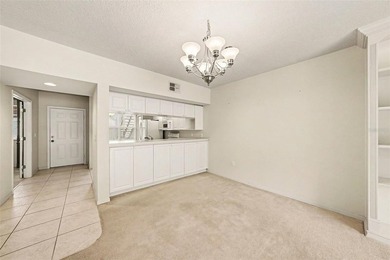 First-floor 3-bedroom, 2-bath condo in Largo with direct - photo 10