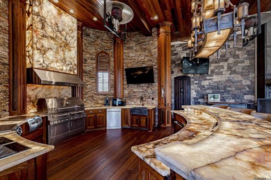 Private Luxury Compound-Over 22,000 Sq. Ft. of Unparalleled - photo 43