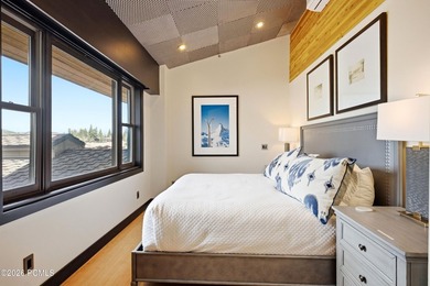 Perched atop Royal Plaza in Silver Lake Village, this rare - photo 43