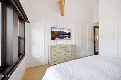 Perched atop Royal Plaza in Silver Lake Village, this rare - photo 49
