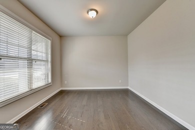 Welcome to this beautifully maintained home in a quiet - photo 7