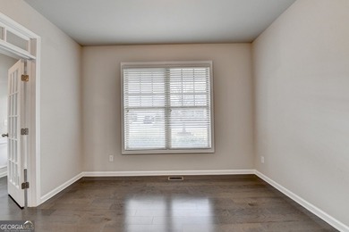 Welcome to this beautifully maintained home in a quiet - photo 9