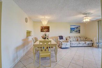 Welcome to Las Verdes, a vibrant and beautifully maintained 55+ - photo 7
