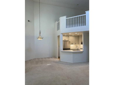 End unit in a private and quiet location overlooking trees in - photo 6