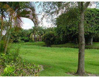 Located on a private canal lot,this neutral & clean 2/2 ground - photo 11