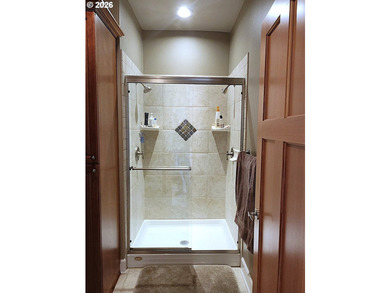 Rare opportunity! Stunning lakefront townhome in a secure gated - photo 12