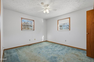 A great multigenerational living home is just waiting for a new - photo 13