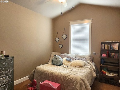 Rare opportunity! Stunning lakefront townhome in a secure gated - photo 16