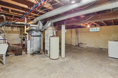 Welcome to this spacious 4-bedroom home, perfectly situated on a - photo 21