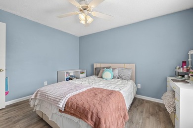 Discover a welcoming three-bedroom, two-bath home in Osprey - photo 25