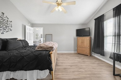 Discover a welcoming three-bedroom, two-bath home in Osprey - photo 28
