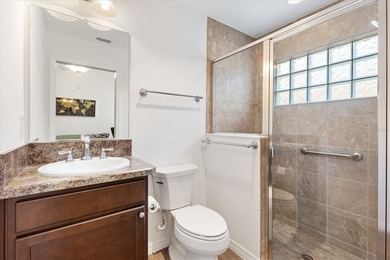 Beautifully maintained and TURNKEY 3 Bedroom, 3 Bathroom MOSSY - photo 28