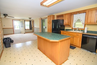 Enjoy single story living in this large, 2070 sq. ft., home on - photo 29