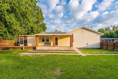 **Seller is offering a $3,000 landscaping credit with an - photo 1