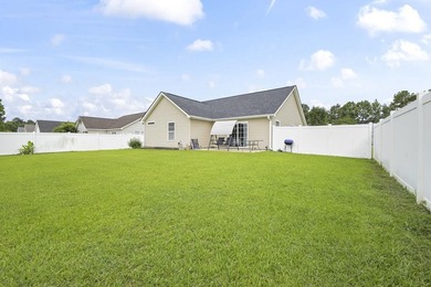 Discover a welcoming three-bedroom, two-bath home in Osprey - photo 35