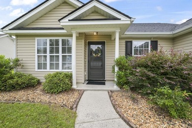 Discover a welcoming three-bedroom, two-bath home in Osprey - photo 40