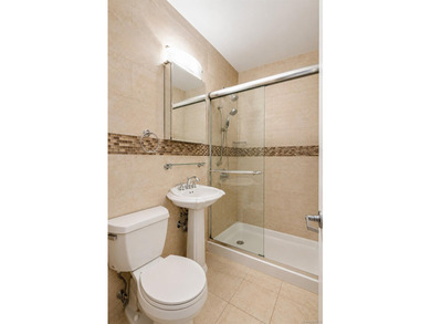 Top-Floor 4-Bedroom Condo in the Heart of the Lower East Side - photo 9