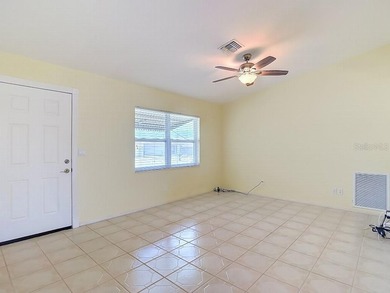 WELCOME HOME to your new 3-bedroom 2-bathroom home! Awesome - photo 5